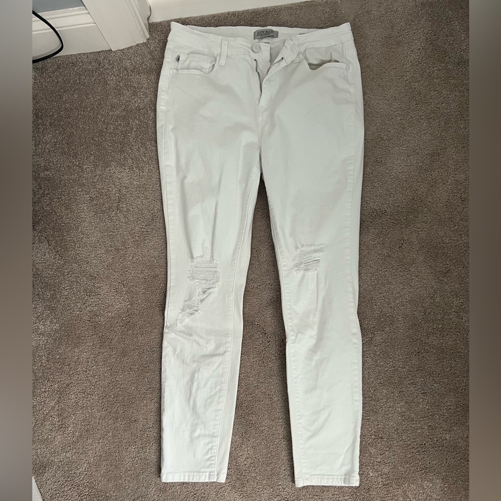 Women’s Judy Blue White Distressed skinny jeans